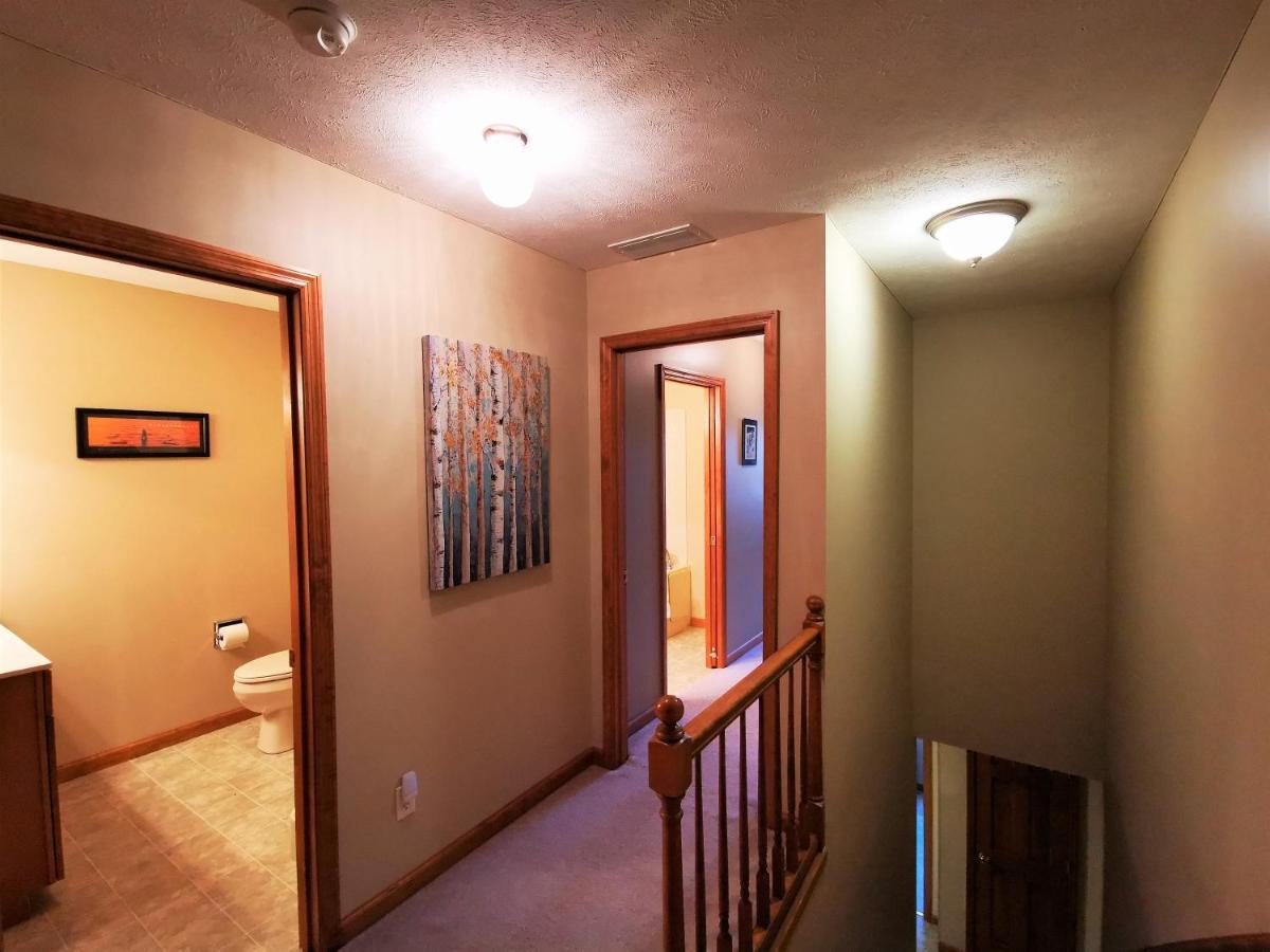 Gorgeous House For Ski Retreat Or Mountain Vacations Snowshoe Exterior photo